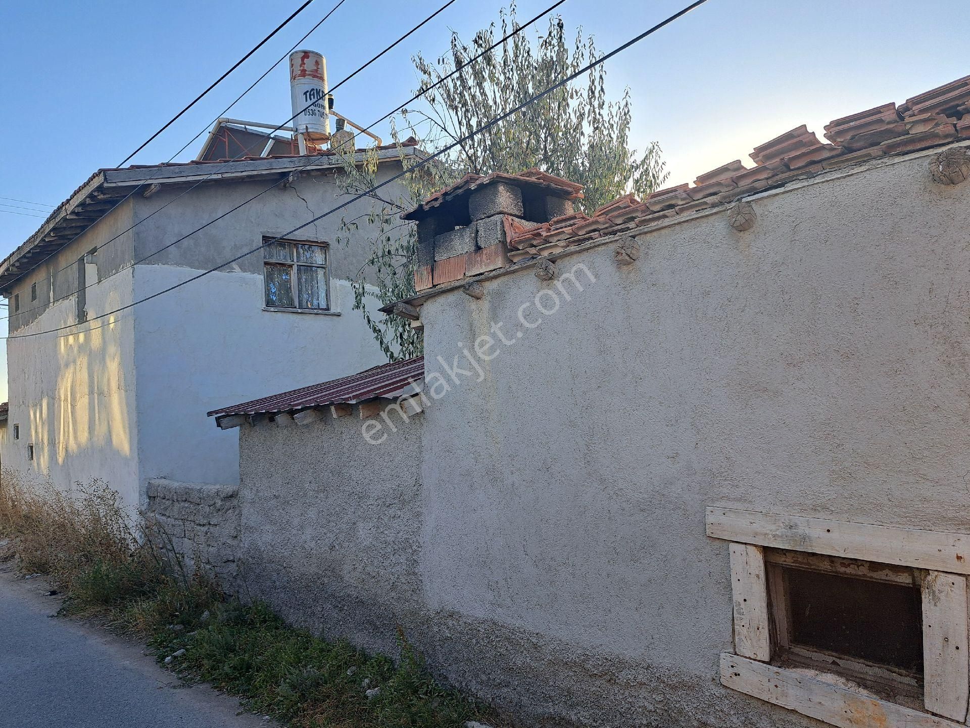 Satılık Konya Meram Parmak Caddesi Ali Ulvi Kurucu Mah .de Ev.. Konut - Görsel 11
