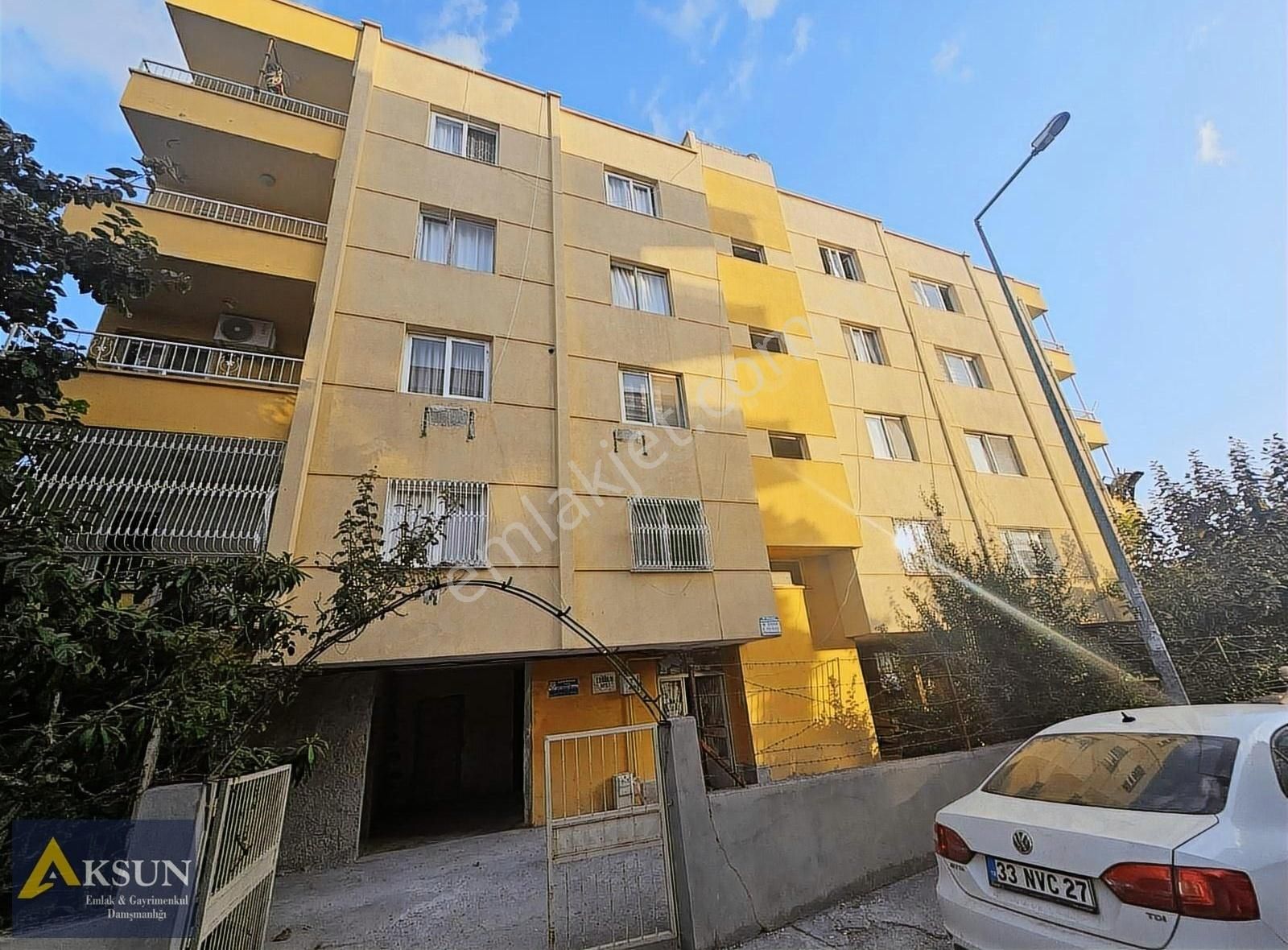 Tarsus Anıt Satılık Daire AKSUNDAN ANIT MAH 3+1 170M2 FIRSAT DAİRE