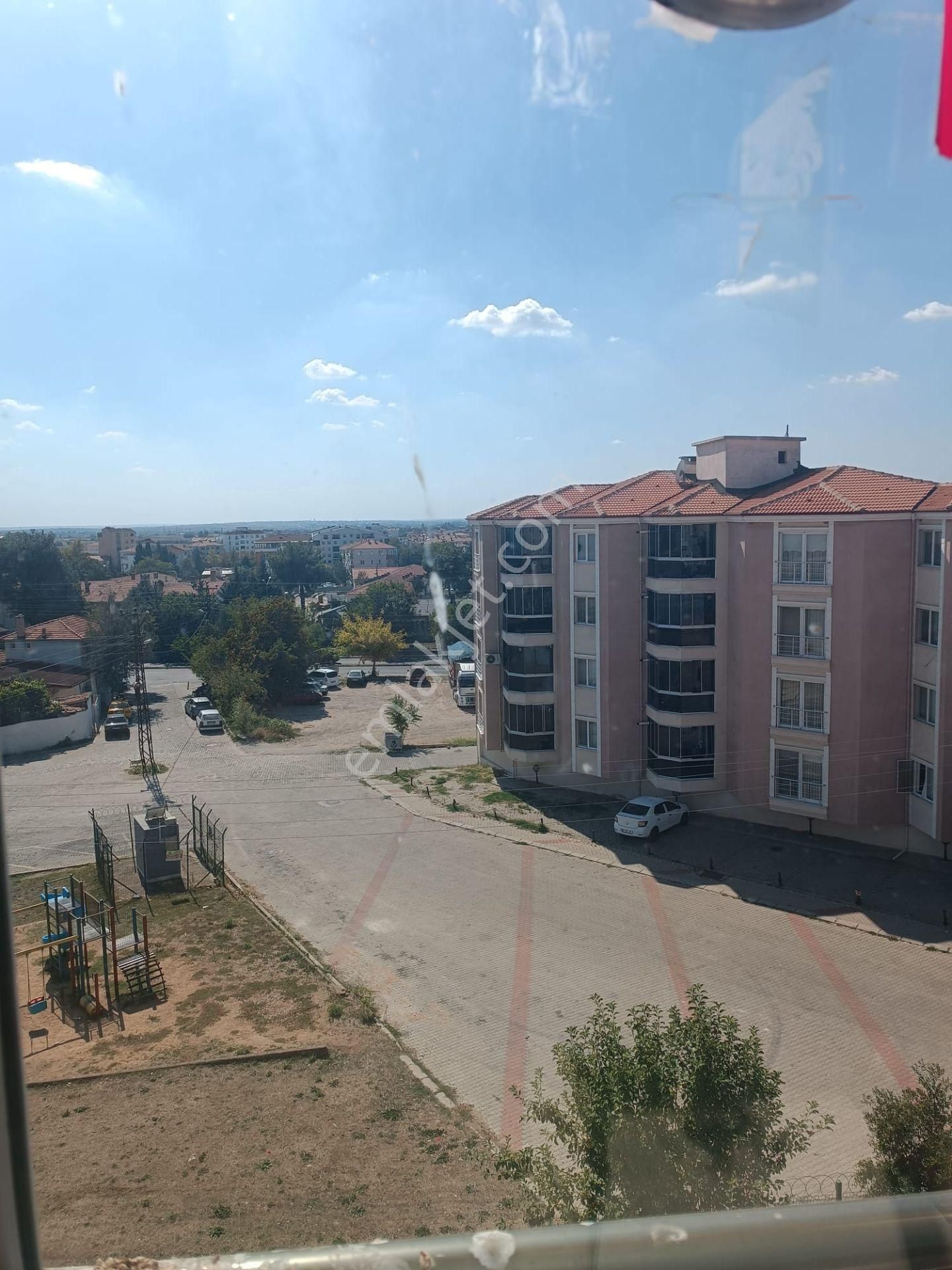 Kırklareli Merkez Doğu Kiralık Daire  NEWCITY EMLAKTAN KİRALIK EŞYALI 1+1 DAİRE