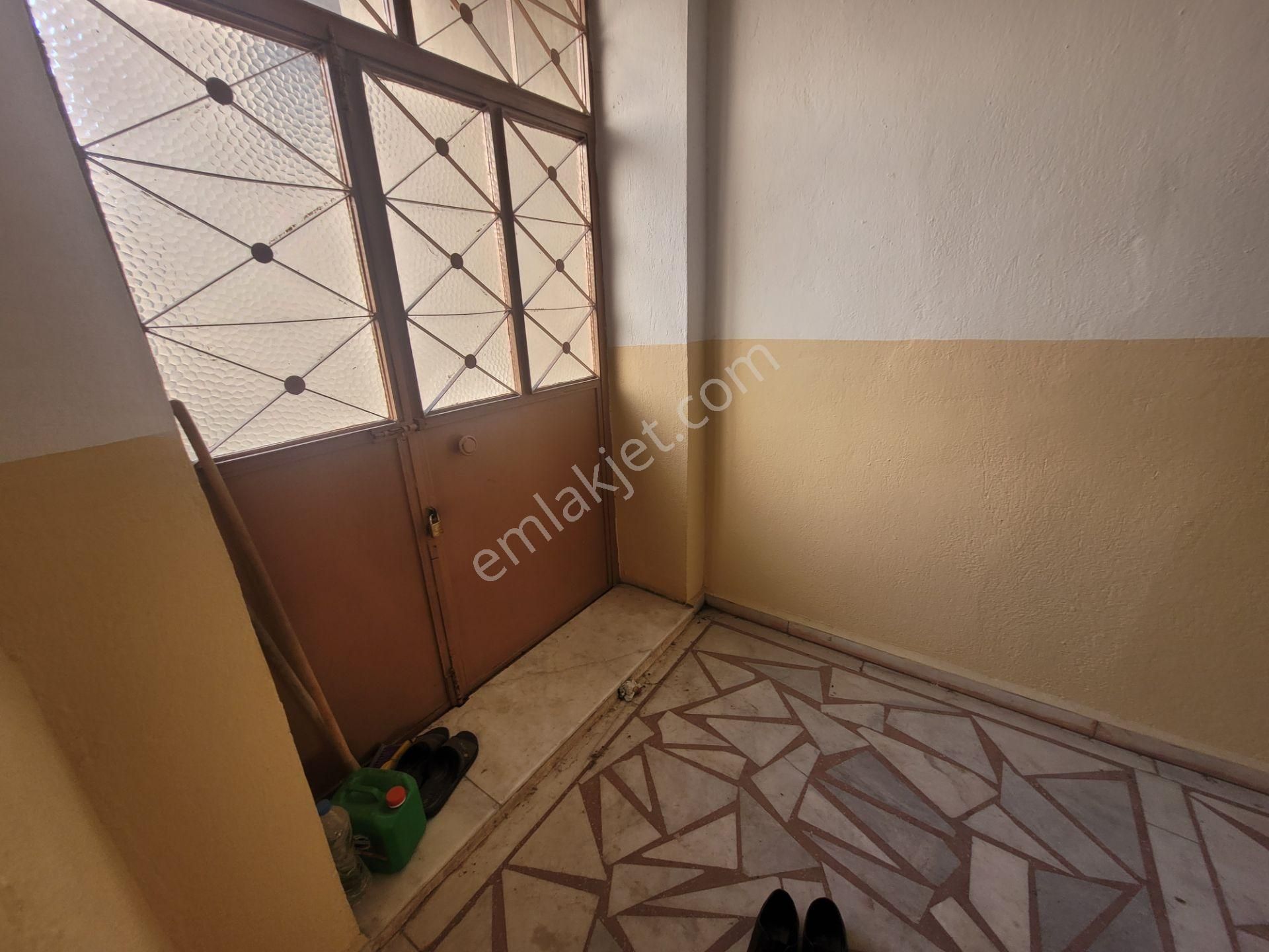 İlbey // Şuhut Cumhuriyet Cad.de Dükkan+1 Daireli Müstakil Bina - Görsel 20