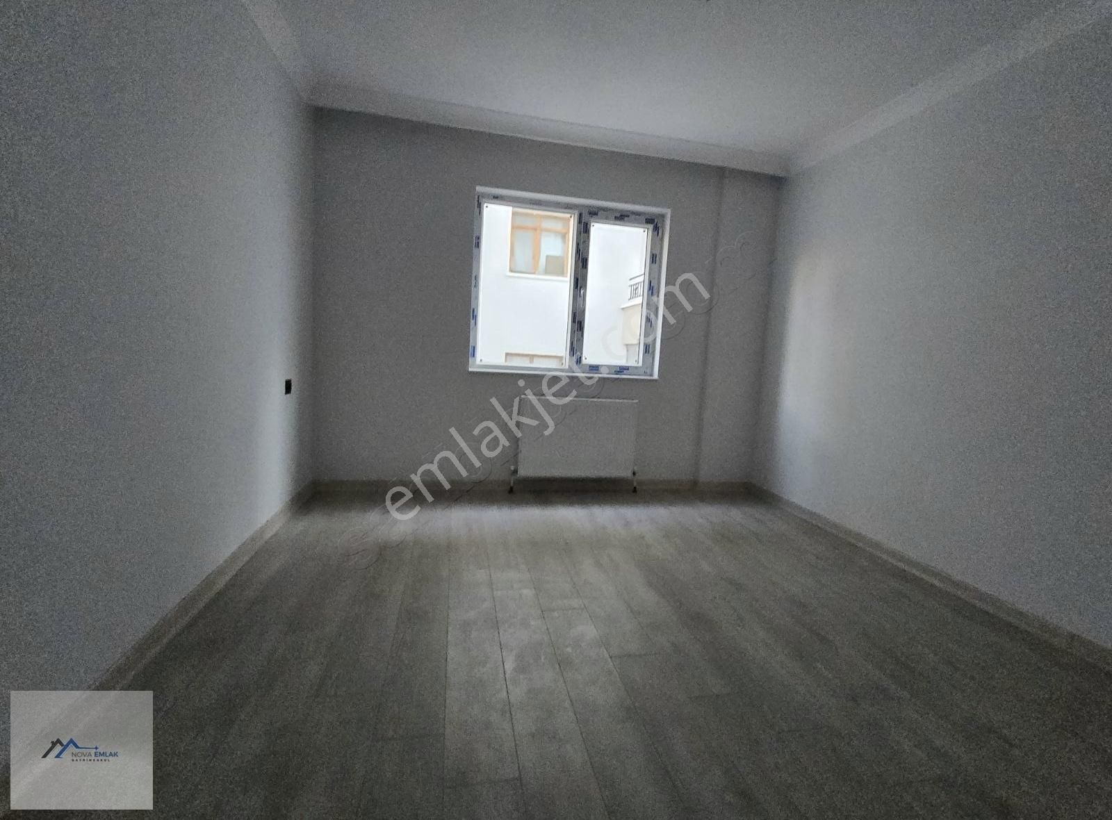 Sincan Selçuklu Satılık Daire SİNCAN SELÇUKLU MAH ARA KAT ASANSÖRLÜ 2+1 SATILIK DAİRE