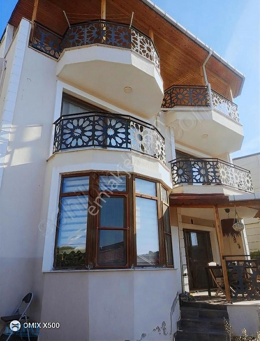 Dikili Uzunburun Kiralık Villa Kapanmaz Deniz Manzaralı Müstakil Villa