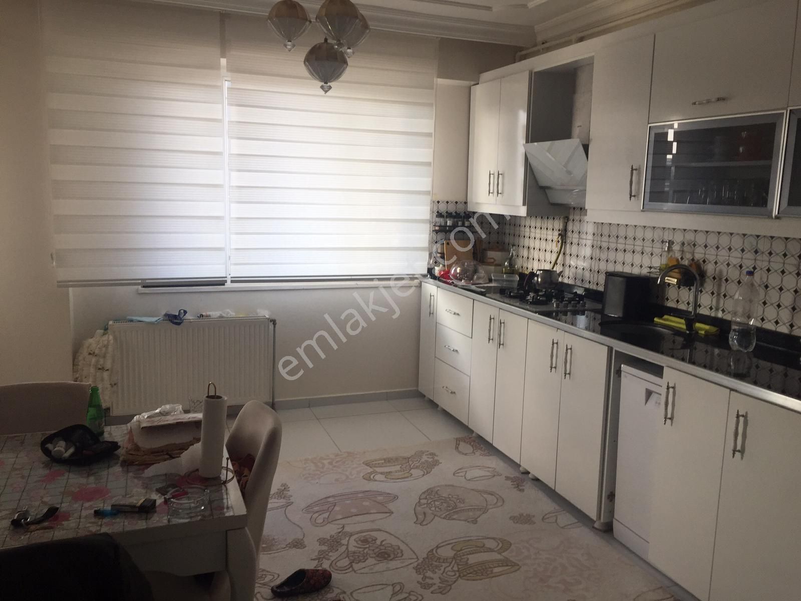 Kayapınar Diclekent Kiralık Daire Kend Meydan Park Karşısında Kiralık 4+1 Daire