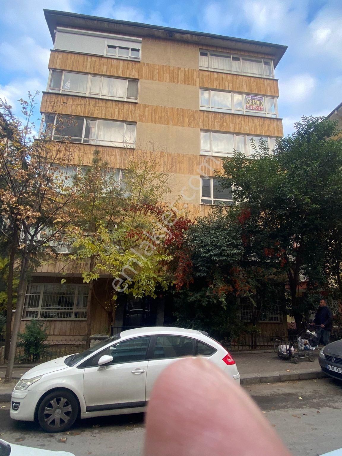 Çankaya Kültür Kiralık Daire Çankaya KültürMah.Kolej Metro-TED Üniversite yanı 3+1 Asansörlü Kombili 3+1 Daire