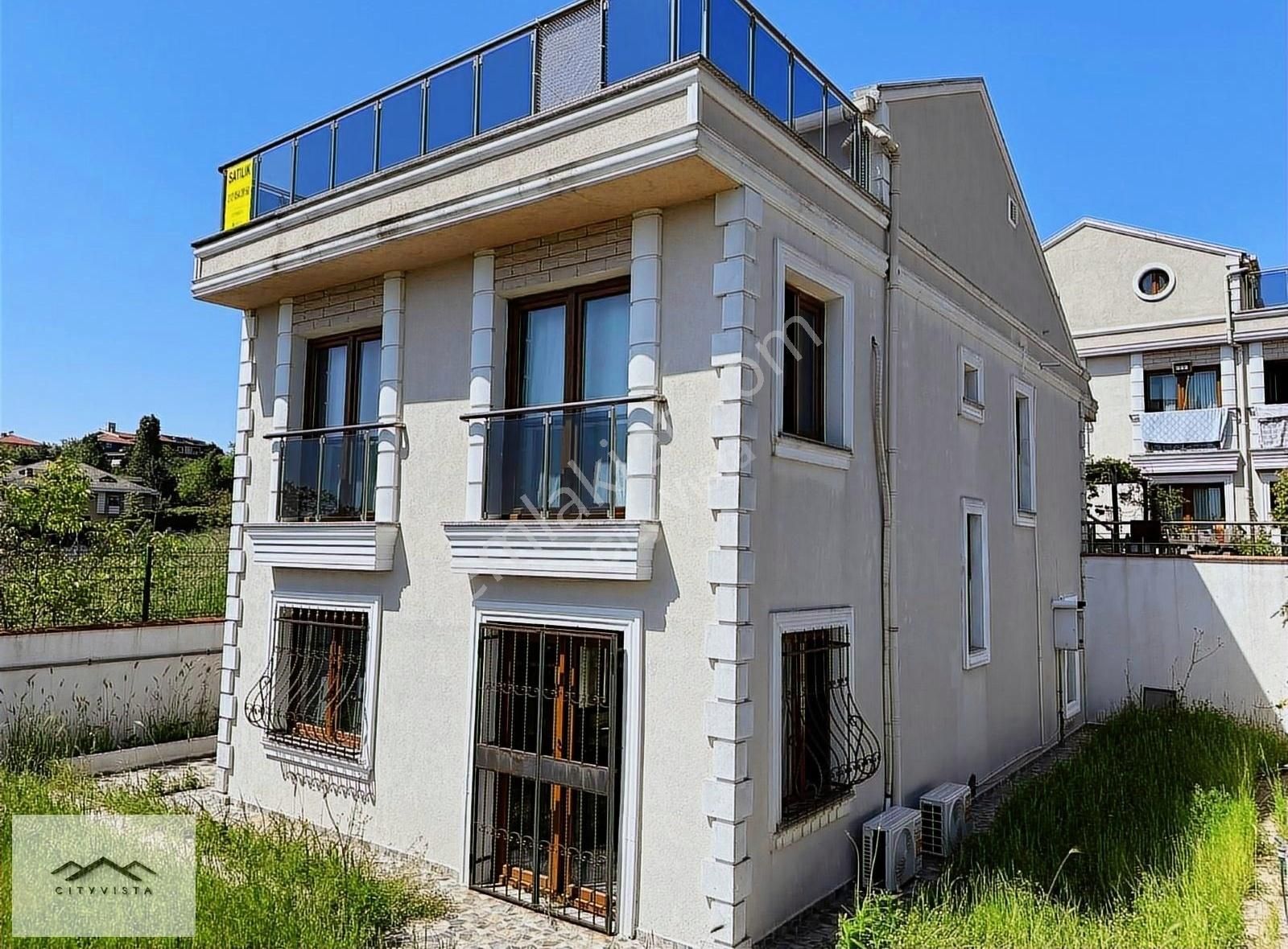 Büyükçekmece Fatih Satılık Villa Deniz Manzaralı Satılık 3+1 Villa