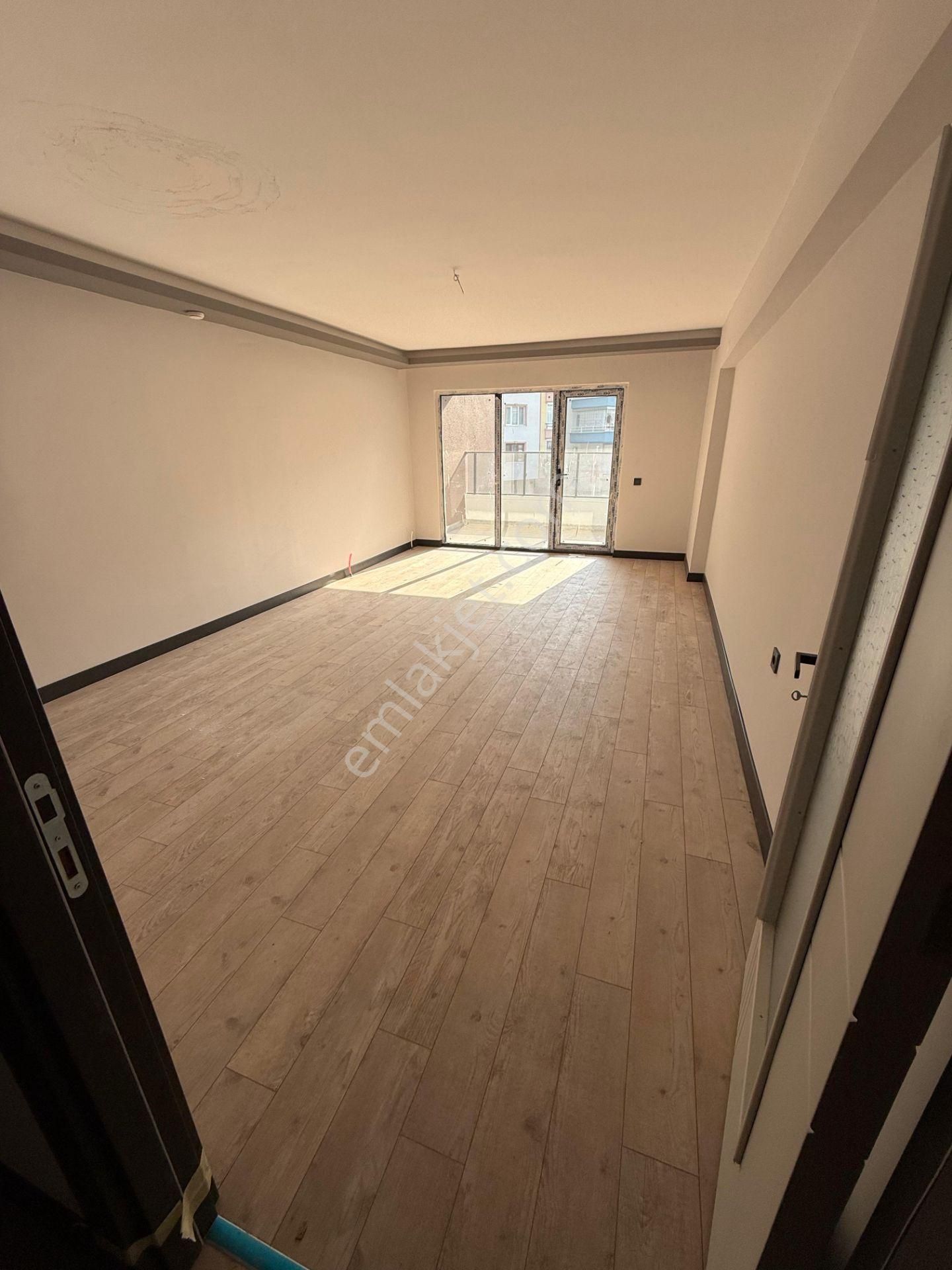 Mamak Şahintepe Satılık Daire  ŞAHİNTEPE'DE ANADOLU CADDESİ YAKINI KATTA 3+1 SATILIK DAİRE !!!