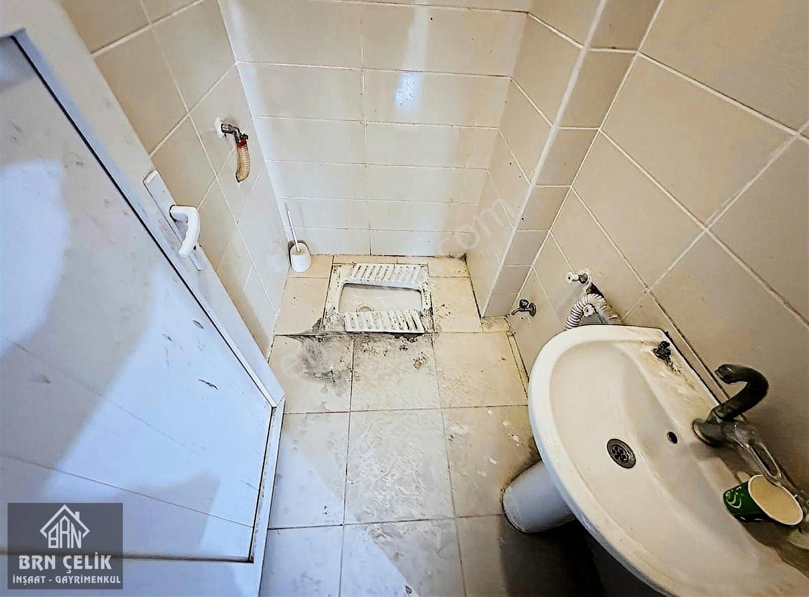 Sultangazi Esentepe Kiralık Atölye BRN ÇELİK İNŞAATTAN ESENTEPE MAH DÜZ GİRİŞ HER İŞE UYGUN 140M2!