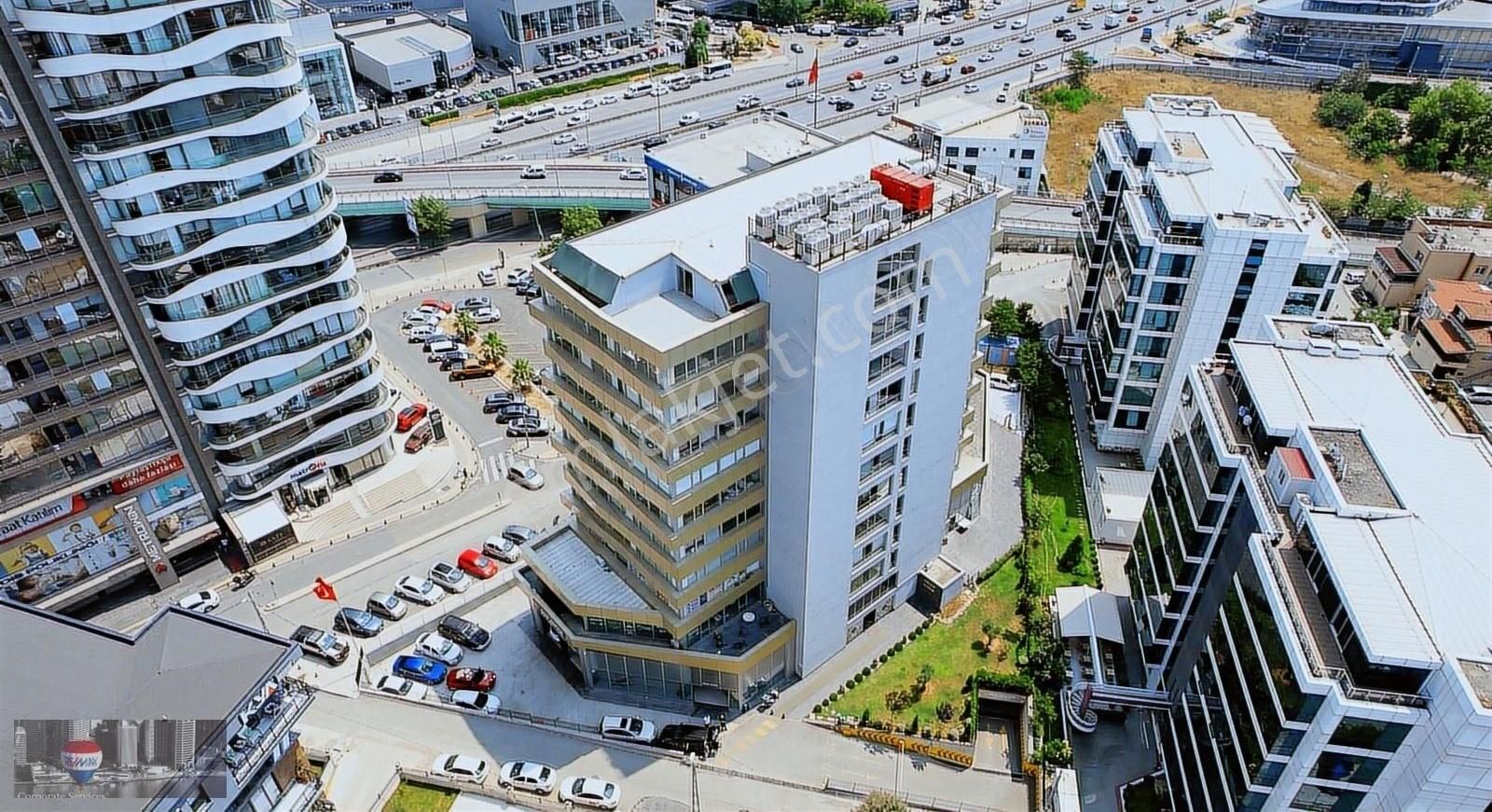 Pendik Yeşilbağlar Satılık Plaza Katı E5 HELİS PLAZA SATILIK DUBLEKS OFİS