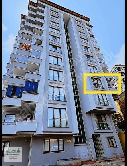 Rize Merkez Kale Satılık Daire RİZE MERKEZ KALE MAHALLESİNDE DENİZ MANZARALI SATILIK DAİRE