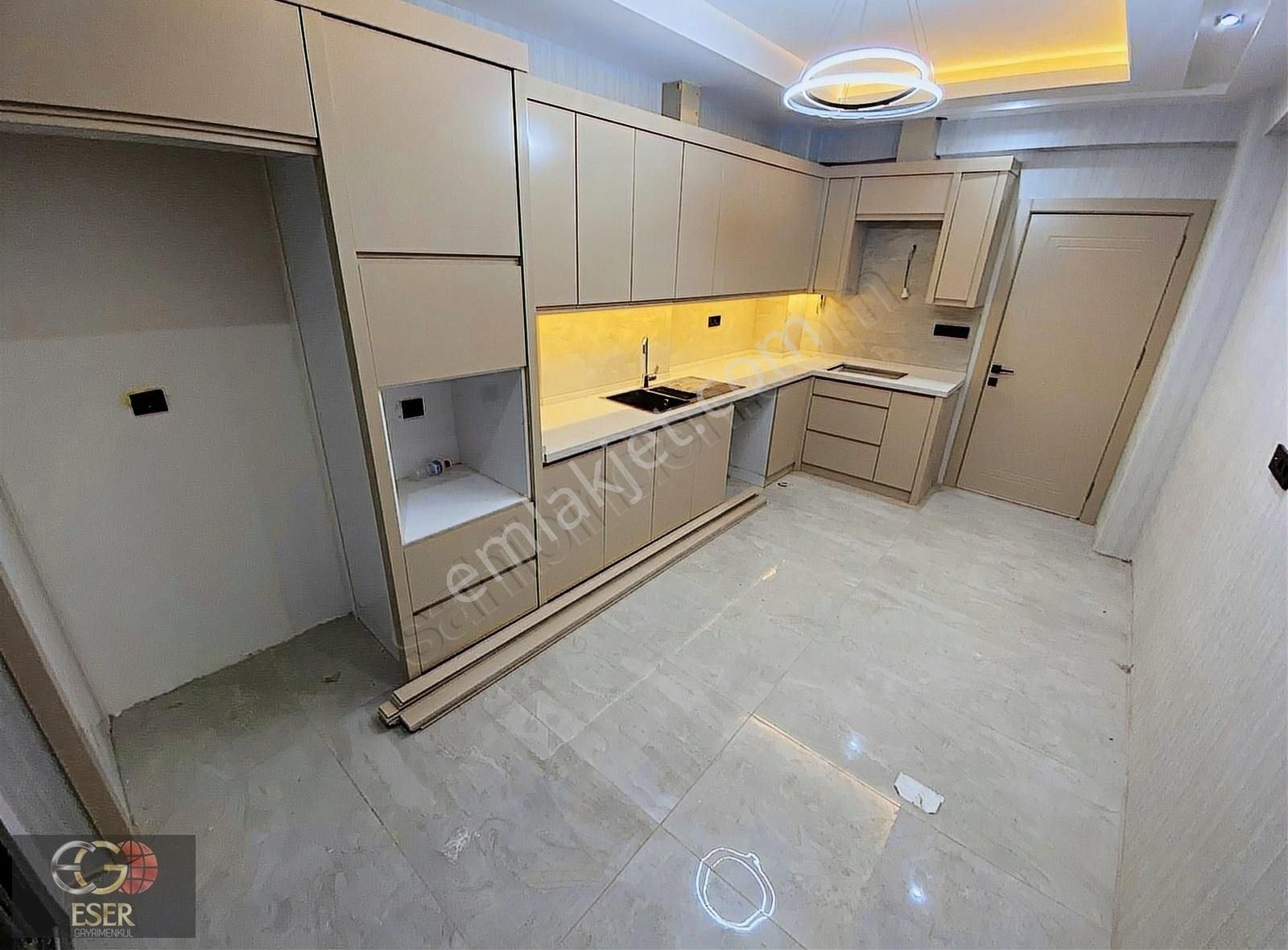 Merkezefendi Yenişafak Satılık Daire ESER'DEN ÇEVRE YOLU YAKINI 115 M2 PANJURLU FIRSAT DAİRE.........