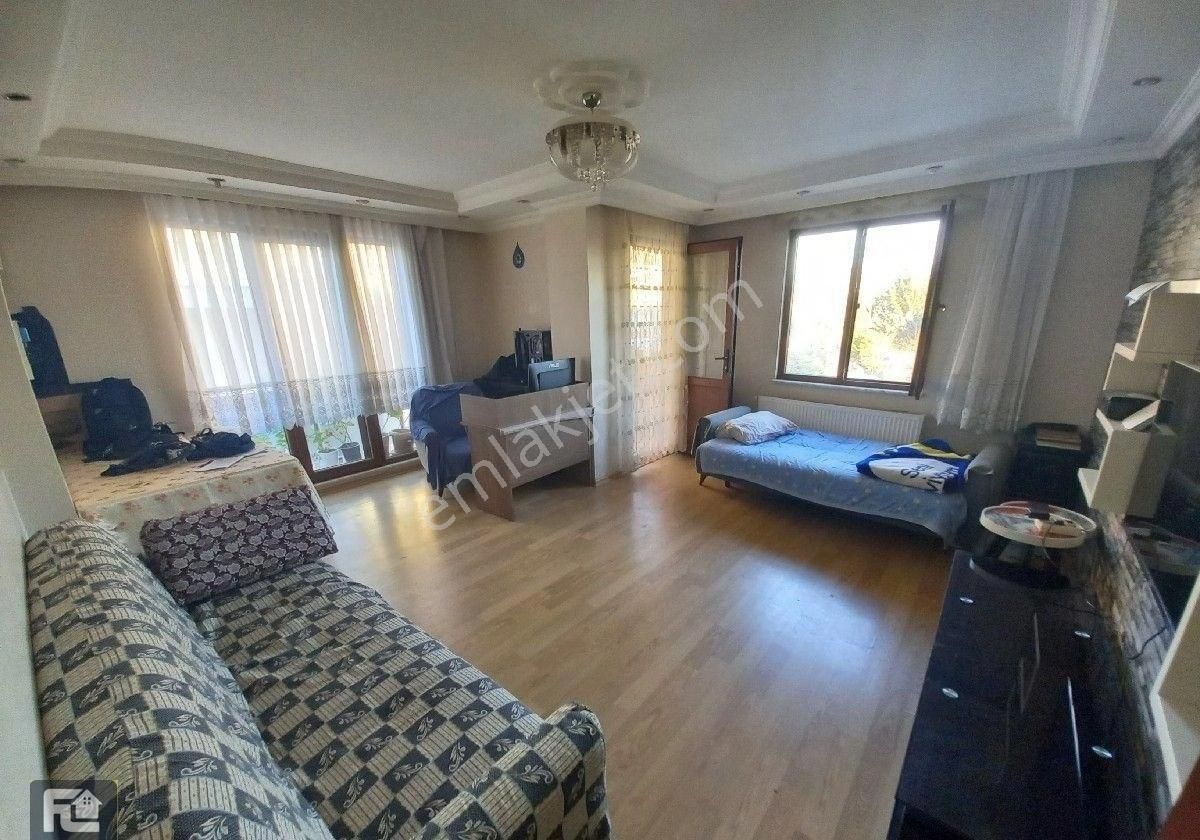 Üsküdar Cumhuriyet Kiralık Daire F-L EMLAKTAN EMAAR AVM LİBADİYE YAKINI 2+1 AİLE- BEKAR- ÖĞRENCİ