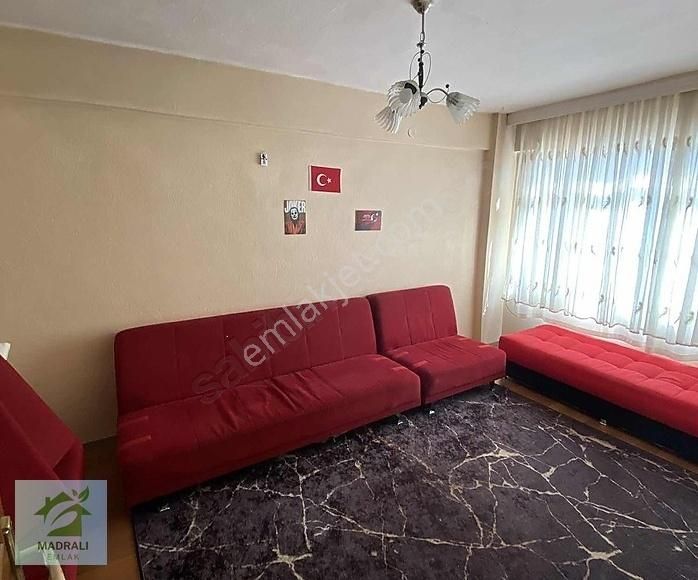 Edremit Tuzcumurat Kiralık Daire TUZCUMURATTA DOĞALGAZLI EŞYALI KİRALIK 2+1