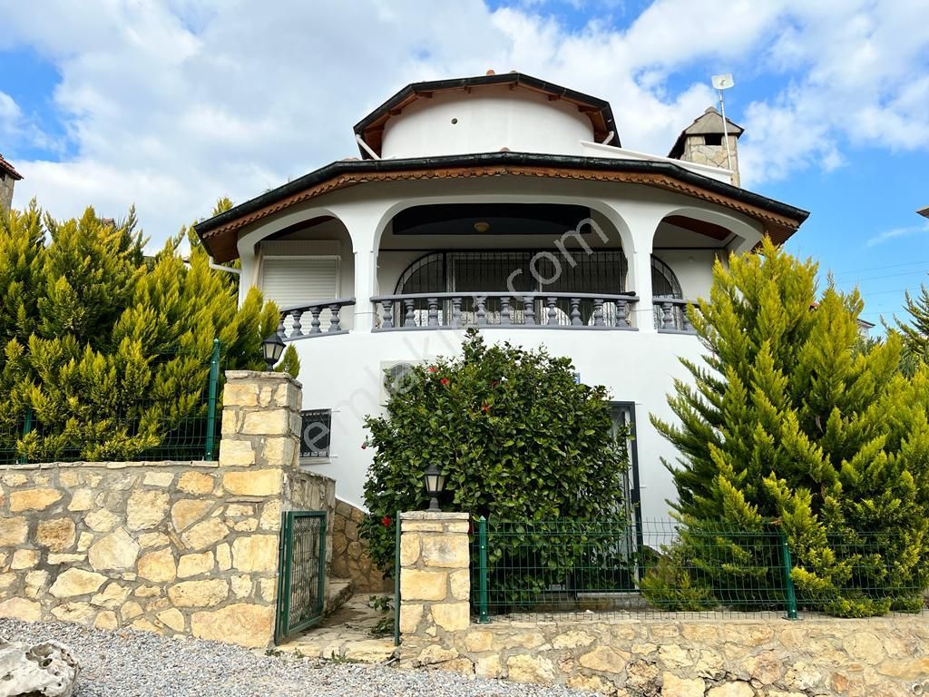 Alanya Avsallar Satılık Villa  BU FIRSAT KAÇMAZ ALANYA AVSALLAR MAH.SATILIK 3+1 VİLLA