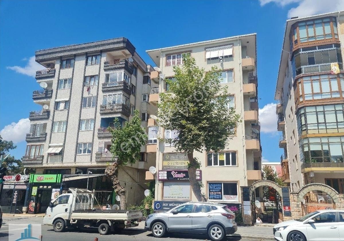 Çorlu Kazımiye Satılık Daire ÇORLU OMURTAK CADDESİ ÜSTÜNDE EŞSİZ KONUMDA  DAİRE VE İŞYERİ İÇİN UYGUN 3+1