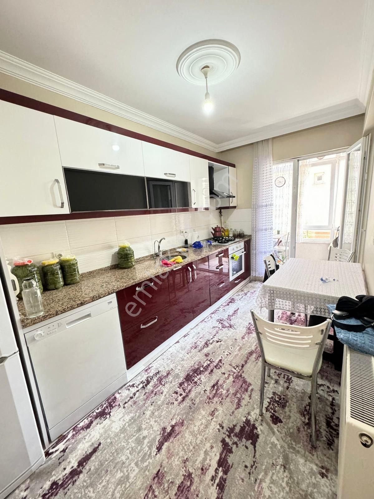 Çorlu Şeyh Sinan Satılık Daire 2.450.000 TL İSKANLI 2+1 100M2 2 KAT ŞEYHSİNAN MH OPET ARKASI 