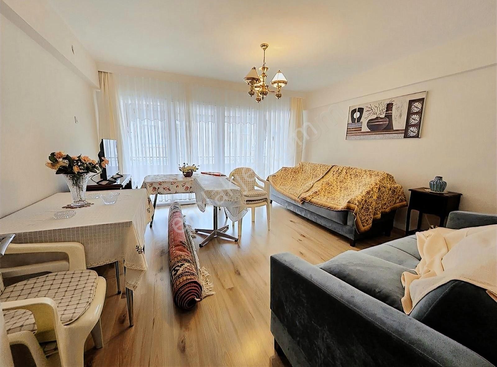 Mudanya Güzelyalı Yalı Satılık Daire MUDANYA GÜZELYALI' DA YENİLENMİŞ 2+1 EŞYALI ARAKAT SATILIK DAİRE