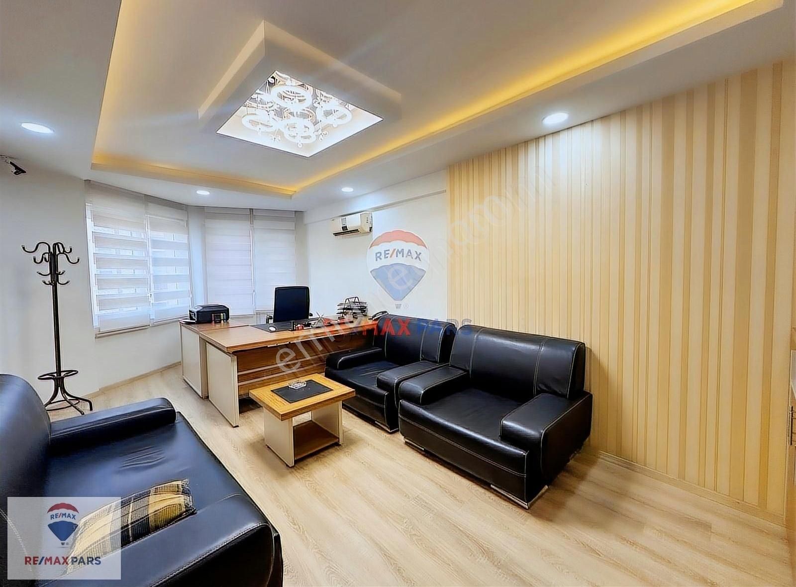 Akdeniz Bahçe Kiralık Ofis REMAX PARS'TAN ÇARŞI MERKEZDE EŞYALI KİRALIK 2+1 OFİS