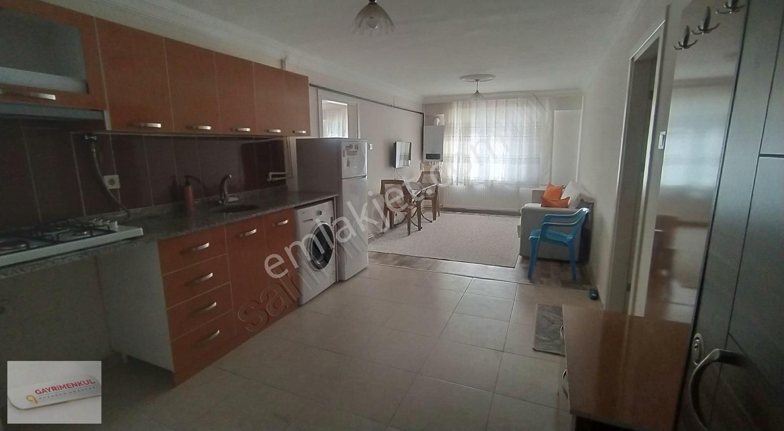 Kilis Merkez Ekrem Çetin Kiralık Daire ÜNİVERSİTE EMLKATAN KİRALIK 1+1 KİRALIK STÜDYO DAİRE!!!