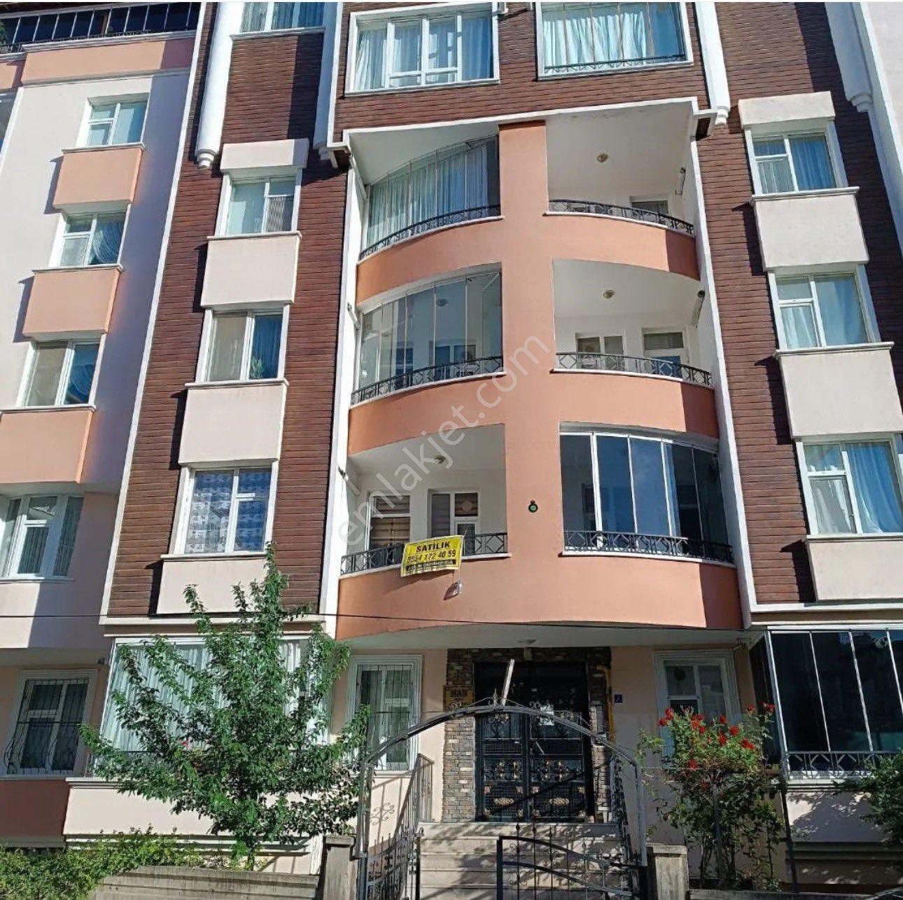 Kırşehir Merkez Yenice Satılık Daire Yenice mahallesi doğtaş mobilya arkasında satılık 1kat SATILIK 4+1 DAİRE