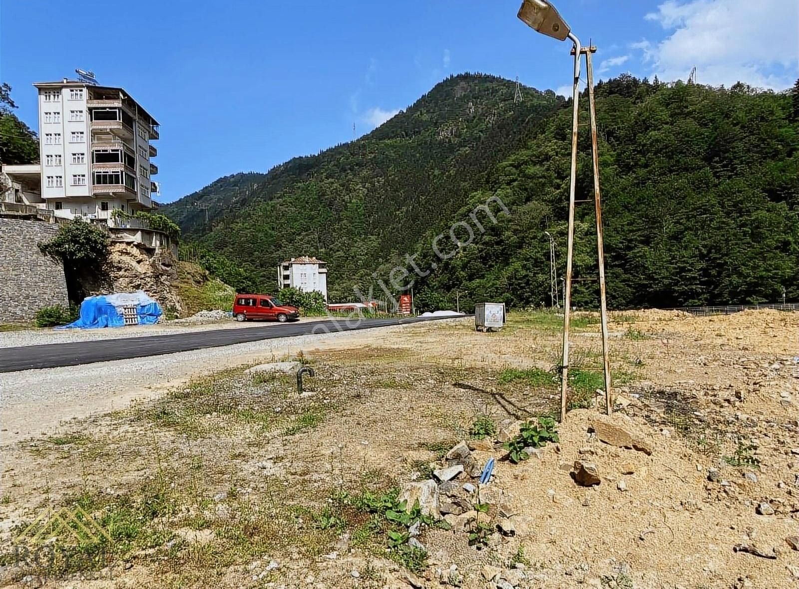 Dernekpazarı Merkez Satılık Daire Trabzon Çaykara Yolu Üzeri Dernekpazarın'da Satılık Eşyalı Daire