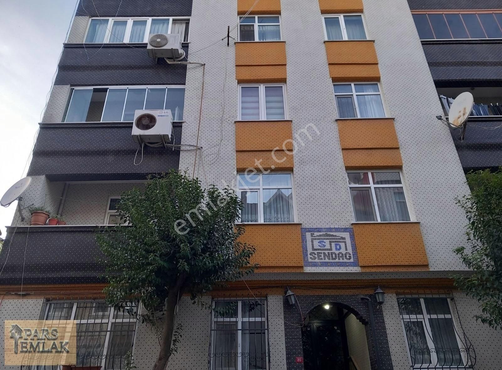 Bayrampaşa Yıldırım Satılık Daire PARS EMLAK' TAN 3+1 SATILIK DAİRE ( ŞEHİT K.BALKAN MEYDANINDA)