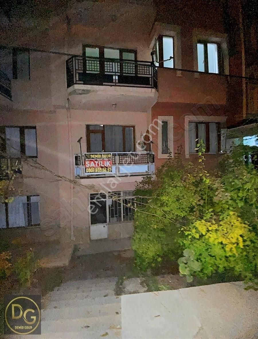 Afyonkarahisar Merkez Örnekevler Satılık Daire ÖRNEKEVLER SATILIK DAİRE