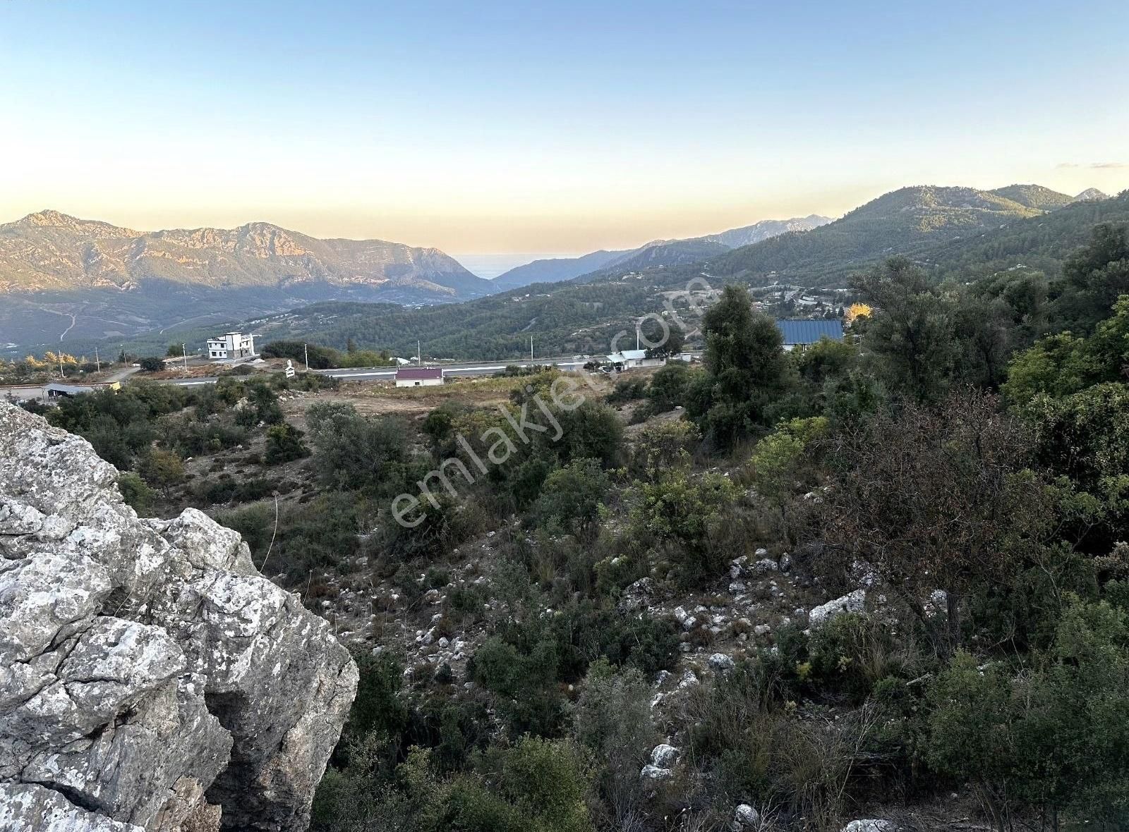 Kumluca Belen Satılık Tarla Doğa Ve Deniz Manzaralı Arsa