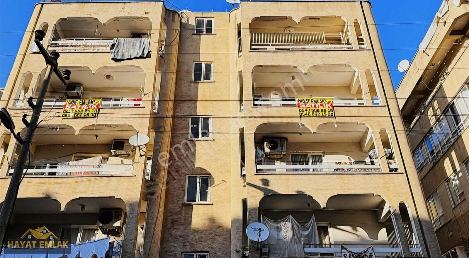 Haliliye Selahaddin Eyyübi Satılık Daire Hayat Emlak'tan Satılık Akif Ersoy Caddesi Üzerinde 4.kat 3+1