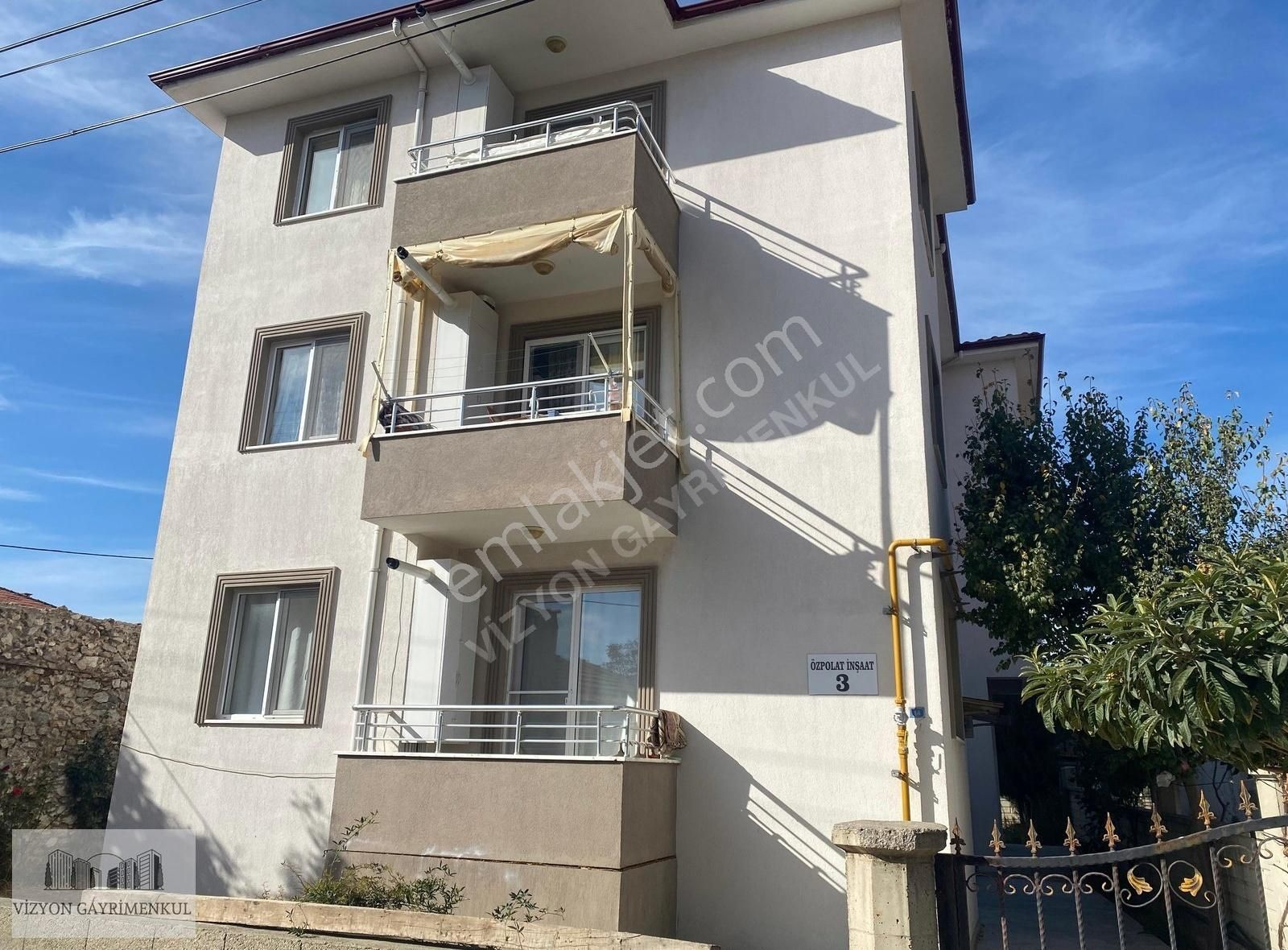 Ula Köprübaşı Satılık Daire YÖNETİMİ OLAN FIRSAT OLARAK GÖRDÜĞÜMÜZ 2+1 80 M2 DAİRE SATILIK