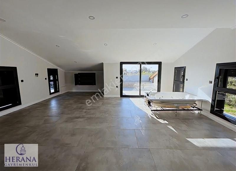 Çalış Plaja 500m.lüks Geniş 5+1 Müstakil Villa - Görsel 9