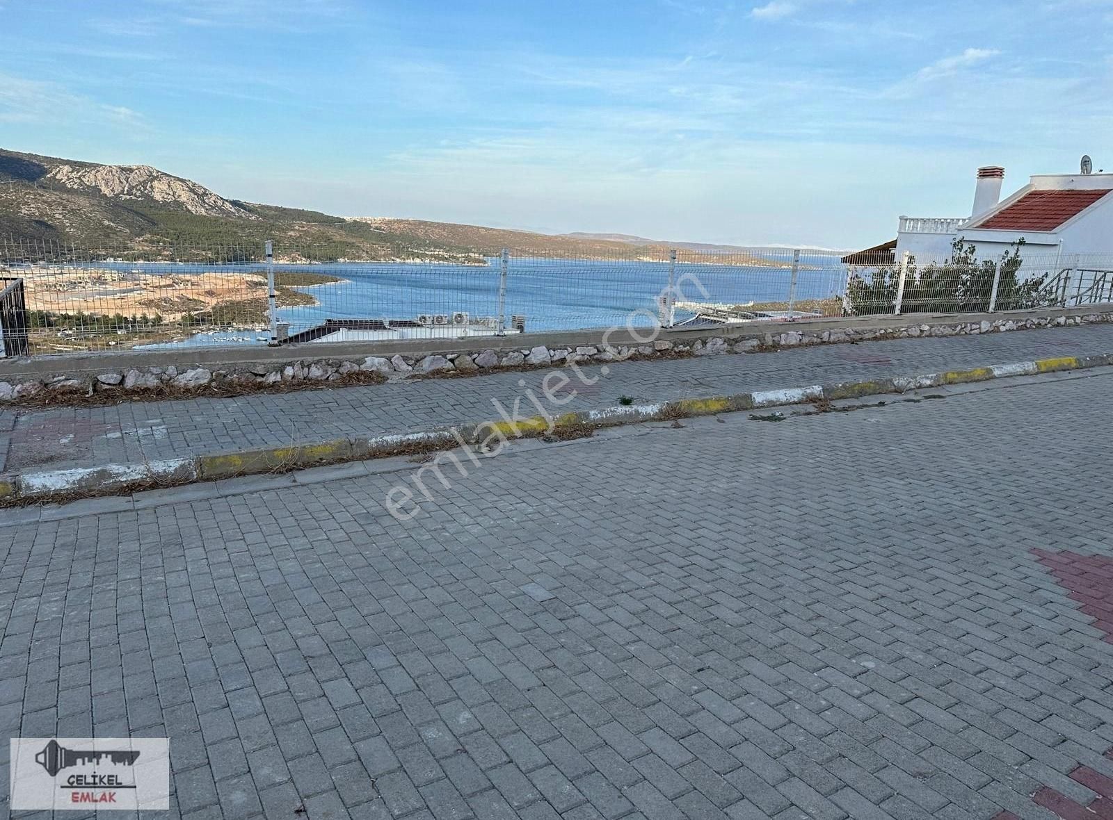 Karaburun Mordoğan Satılık Villa İmarlı İZMİR KARABURUN -MORDOĞAN AR-KO SİTESİ TEMELİ ATILMIŞ VİLLA