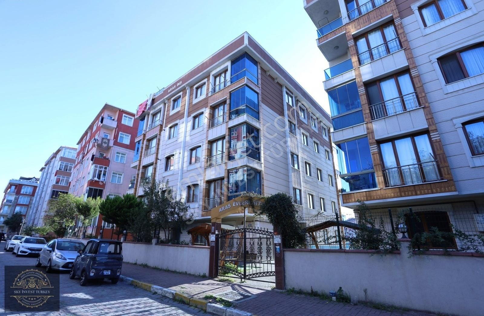 Beylikdüzü Gürpınar Satılık Daire Beylikdüzü Aras Evleri Satılık 5+2 Dubleks Boş Daire