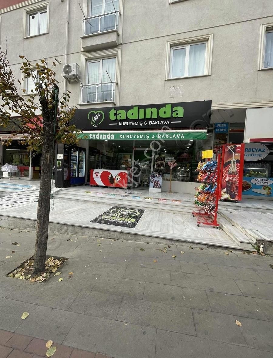 Pendik Fatih Satılık Dükkan & Mağaza ANA CADDE ÜZERİ DÜKKAN BÜFE KURUYEMİŞ DEVREDİELECEK