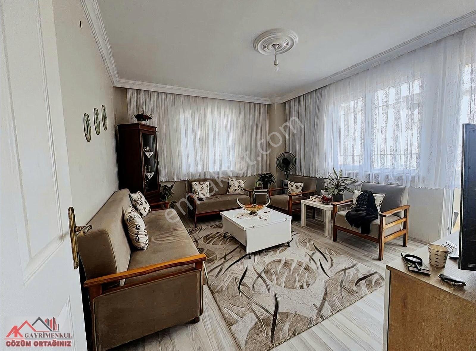 Gebze Adem Yavuz Satılık Daire İHTİYAÇ DUYULAN HER YERE YAKIN 2+1 SATILIK DAİRE