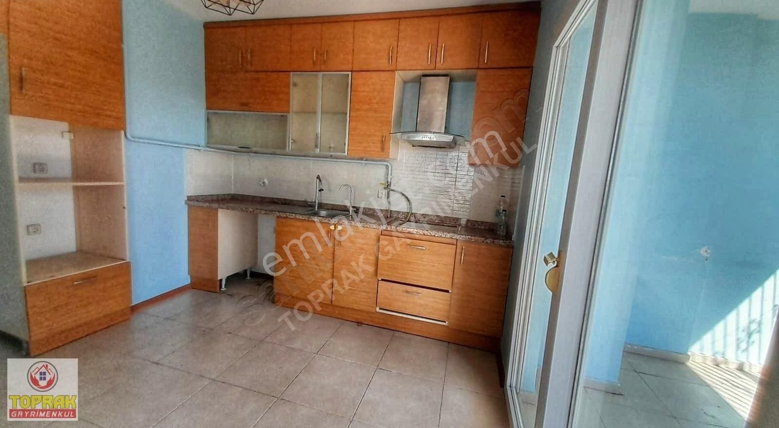 Seyhan 2000 Evler Kiralık Daire 2000 EVLERDE 3+1 AÇIK MUTFAK DOĞALGAZLI DAİRE