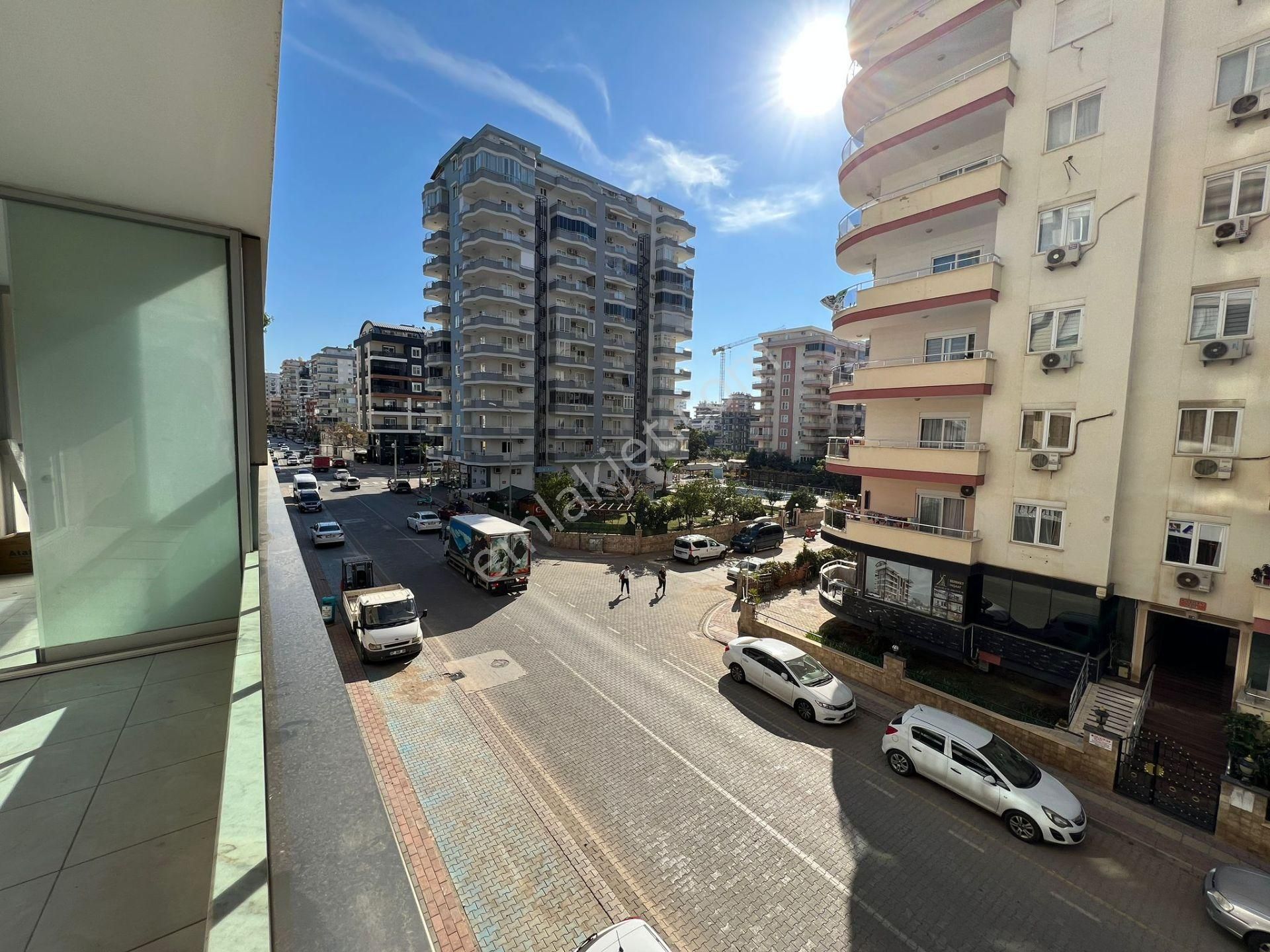 Alanya Mahmutlar Satılık Daire  ALANYA MAHMUTLAR'DA 2+1 SATILIK DAİRE