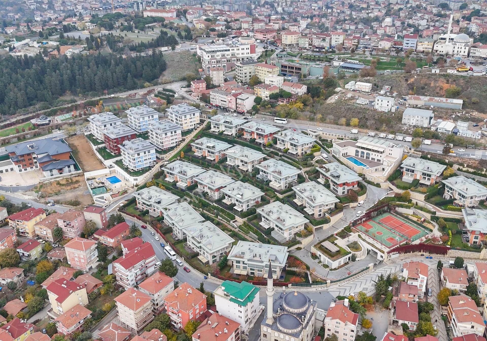 Üsküdar Küplüce Satılık Daire Beylerbeyi Antteras'ta Manzaralı Çatı Dubleksi