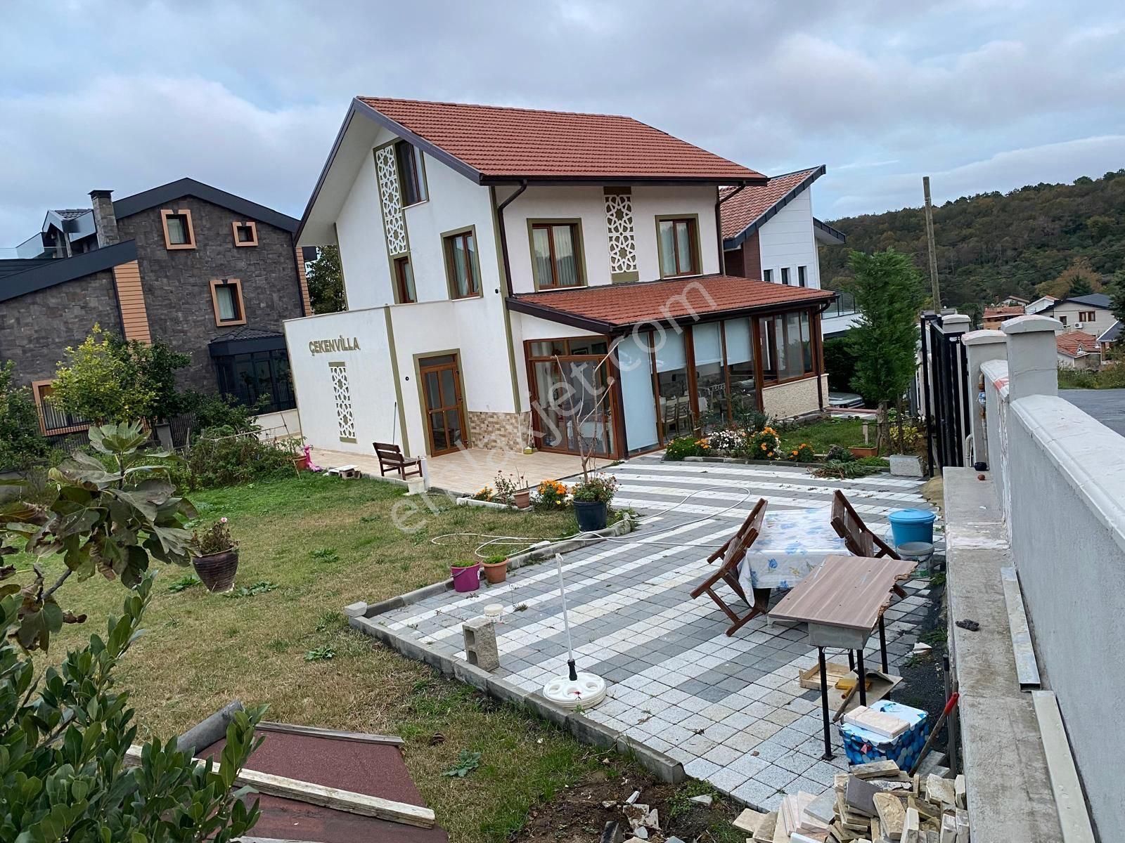 Sarıyer Kumköy Satılık Daire Sarıyer- Kumköy’de (kilyos) 600 M2 Tripleks Villa, Krediye Uygun- İskanlı