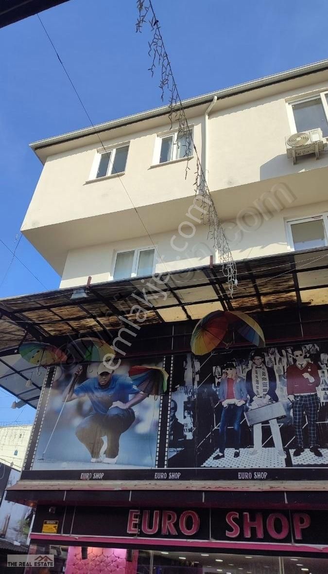 Antalya Serik Kiralık Bina Personel Lojmanı Kadriye çarşı merkezinde