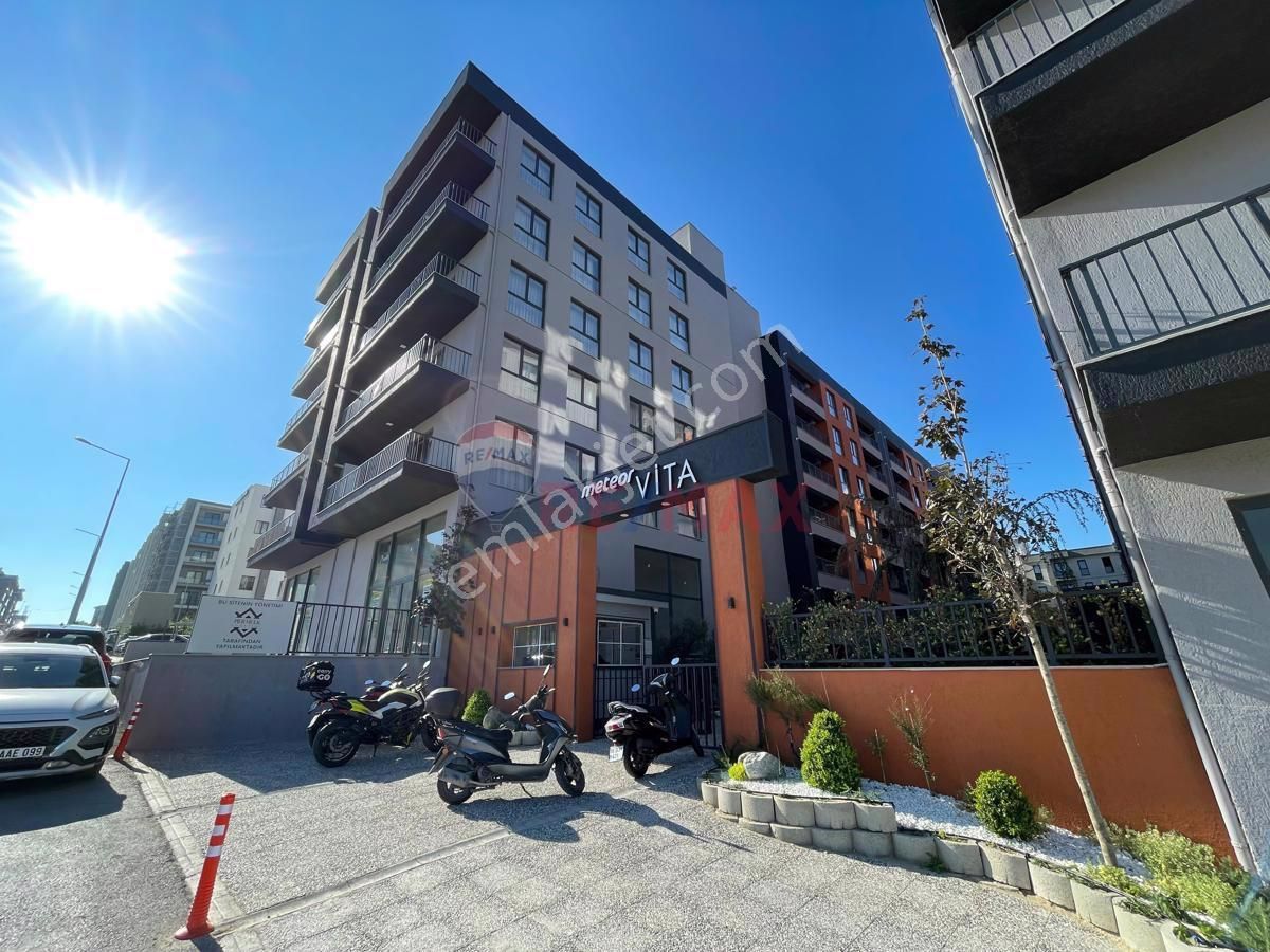 Nilüfer Dumlupınar Satılık Daire REMAX BEYAZ DUMLUPINAR METEOR VİTA'DA SATILIK 2+1 EŞYALI DAİRE