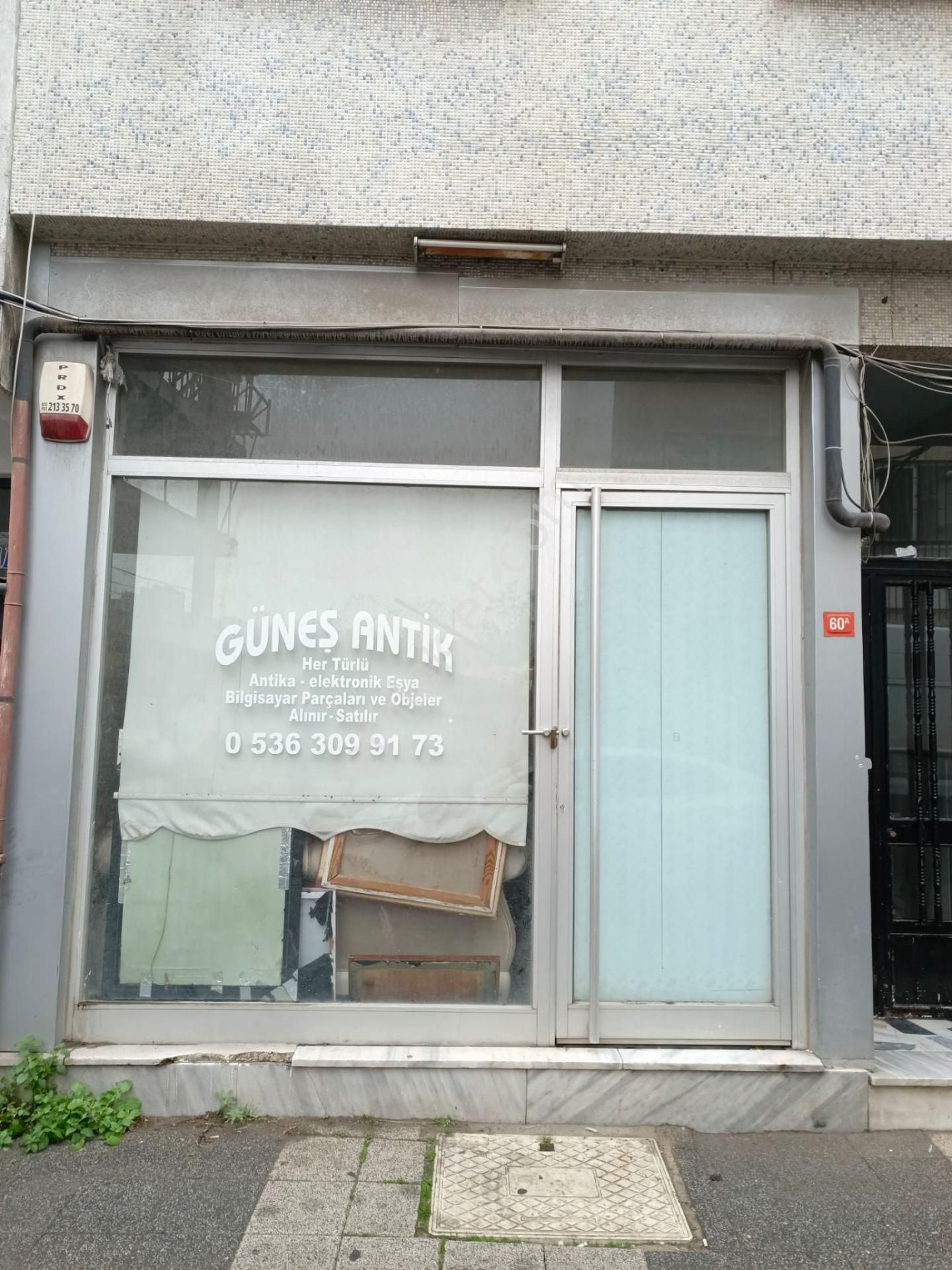 Kadıköy Hasanpaşa Kiralık Dükkan & Mağaza  TÜM TOPLU TAŞIMALARIN PARALELİNDE,DERİNLEMESİNE UZUN İŞYERİ