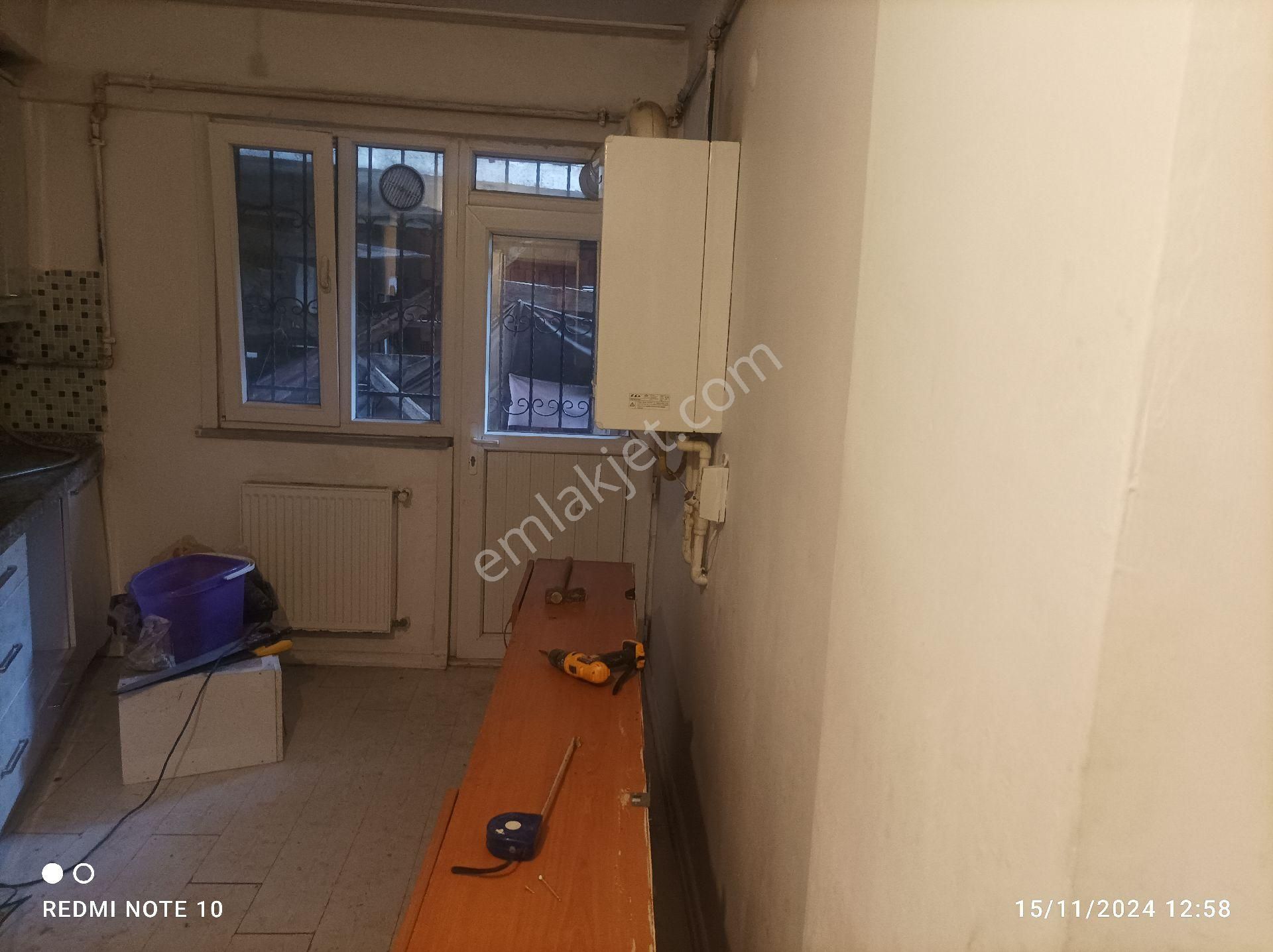 Sultanbeyli Fatih Kiralık Daire Sultanbeyli Fatih Mahallesi Kiralık Daire Giriş Kat 3+1