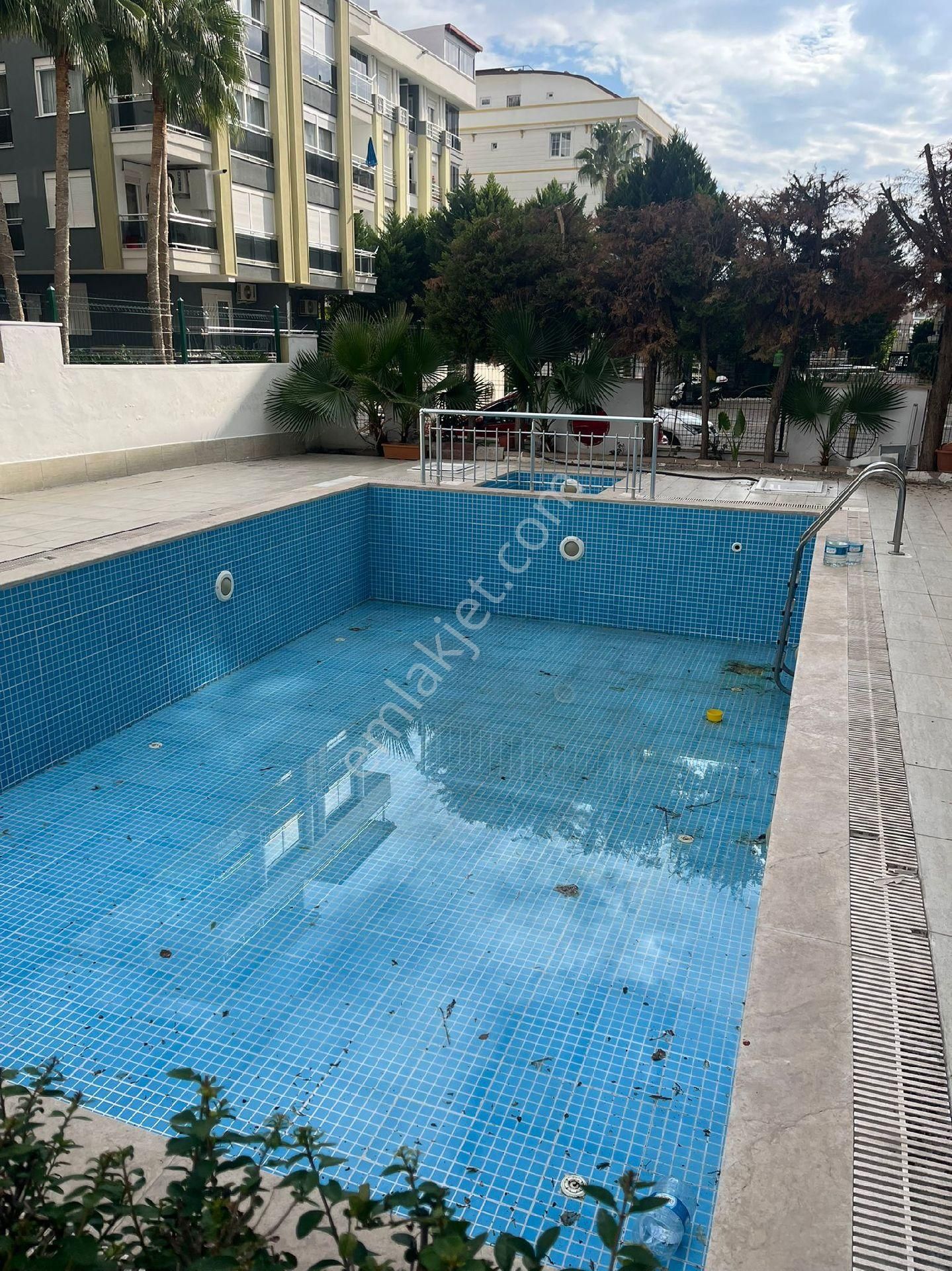 Konyaaltı Hurma Kiralık Daire HURMADA LÜKS 2+1 EBEVEYN BANYOLU KİRALİK DAİRE 