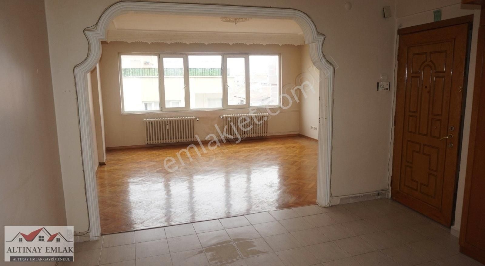 Kağıthane Emniyet Evleri Kiralık Daire 4.LEVENT EMNİYET EVLERİNDE ARA KAT 3+1 KİRALIK DAİRE ALTINAY'DAN