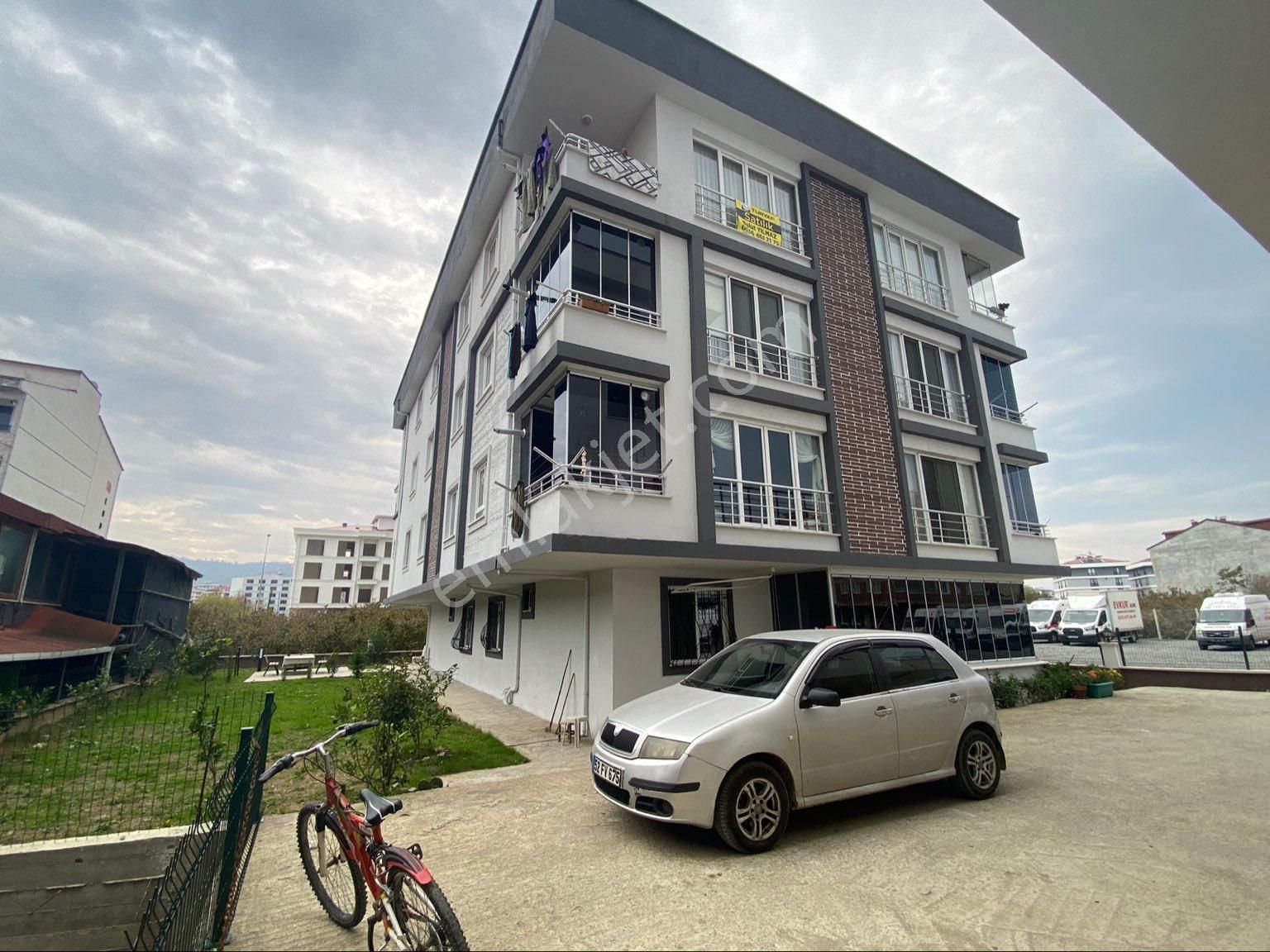 Altınordu Cumhuriyet Satılık Daire  ORDU CUMHURİYET AYZEK OTEL YANI 2+1 SATILIK DAİRE