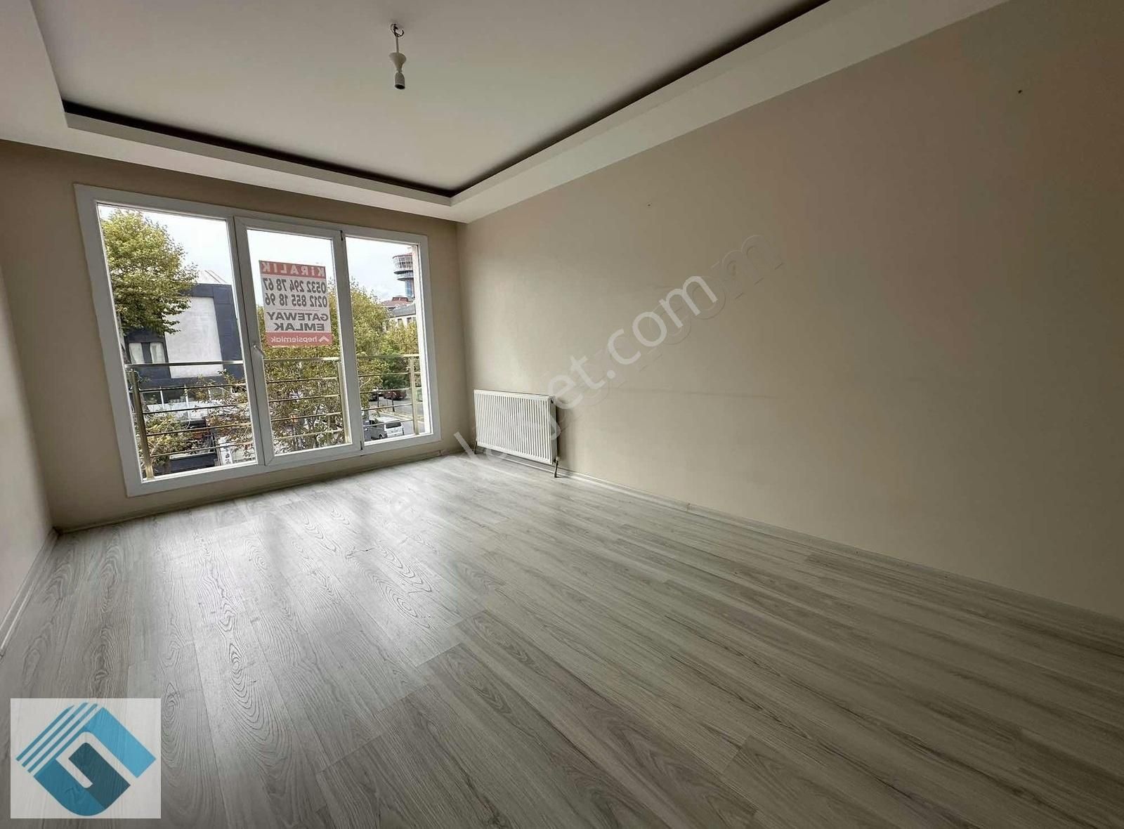 Beylikdüzü Gürpınar Kiralık Daire  MERKEZDE CADDE CEPHELİ MASRAFSIZ BAKIMLI KİRALIK 2+1