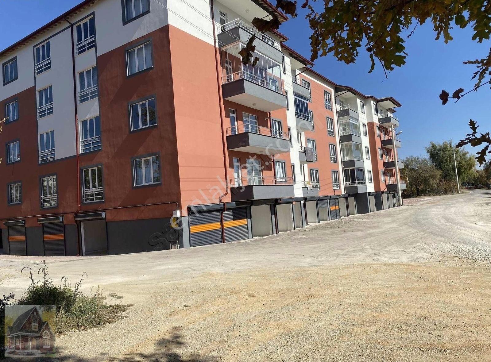 Seydişehir Yeni Cami Satılık Daire Keçikapıda Sıfır Garajlı Ara Kat 3+1 Daire