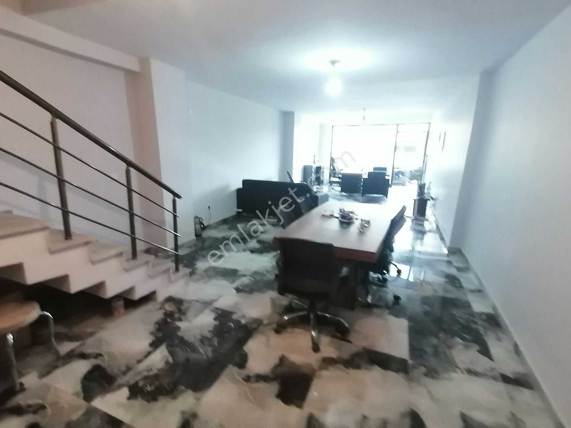 Pendik Doğu Kiralık Dükkan & Mağaza Pendik Merkezde 2 Katlı 170m2 Her İşe Uygun Yeni Kiralık Düz Giriş Dükkan