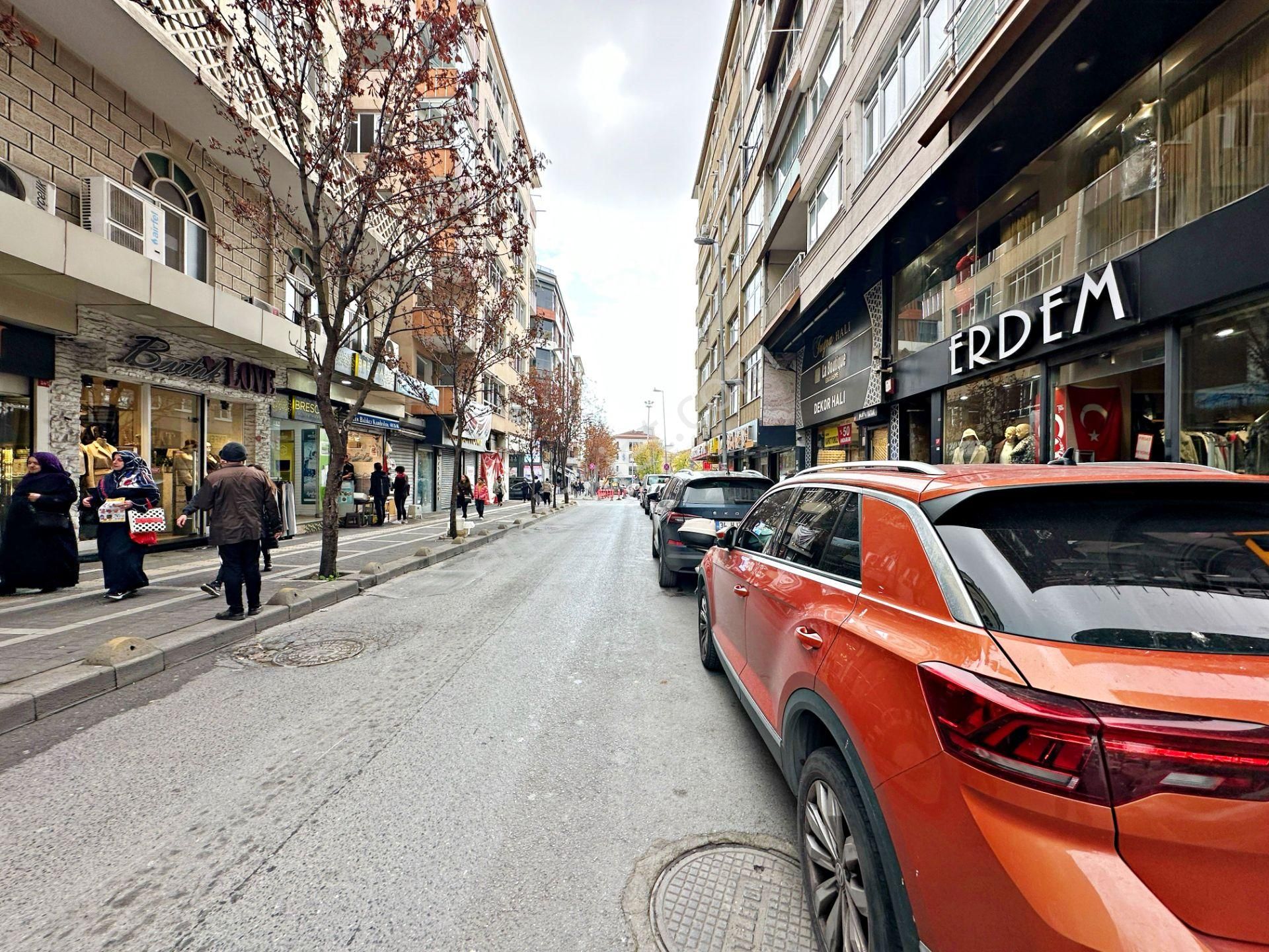 Bahçelievler Siyavuşpaşa Satılık Daire Marcity'den Yayla Çarşıda Hem Ev Hem İş Yerine Uygun Ruhsatlıdır