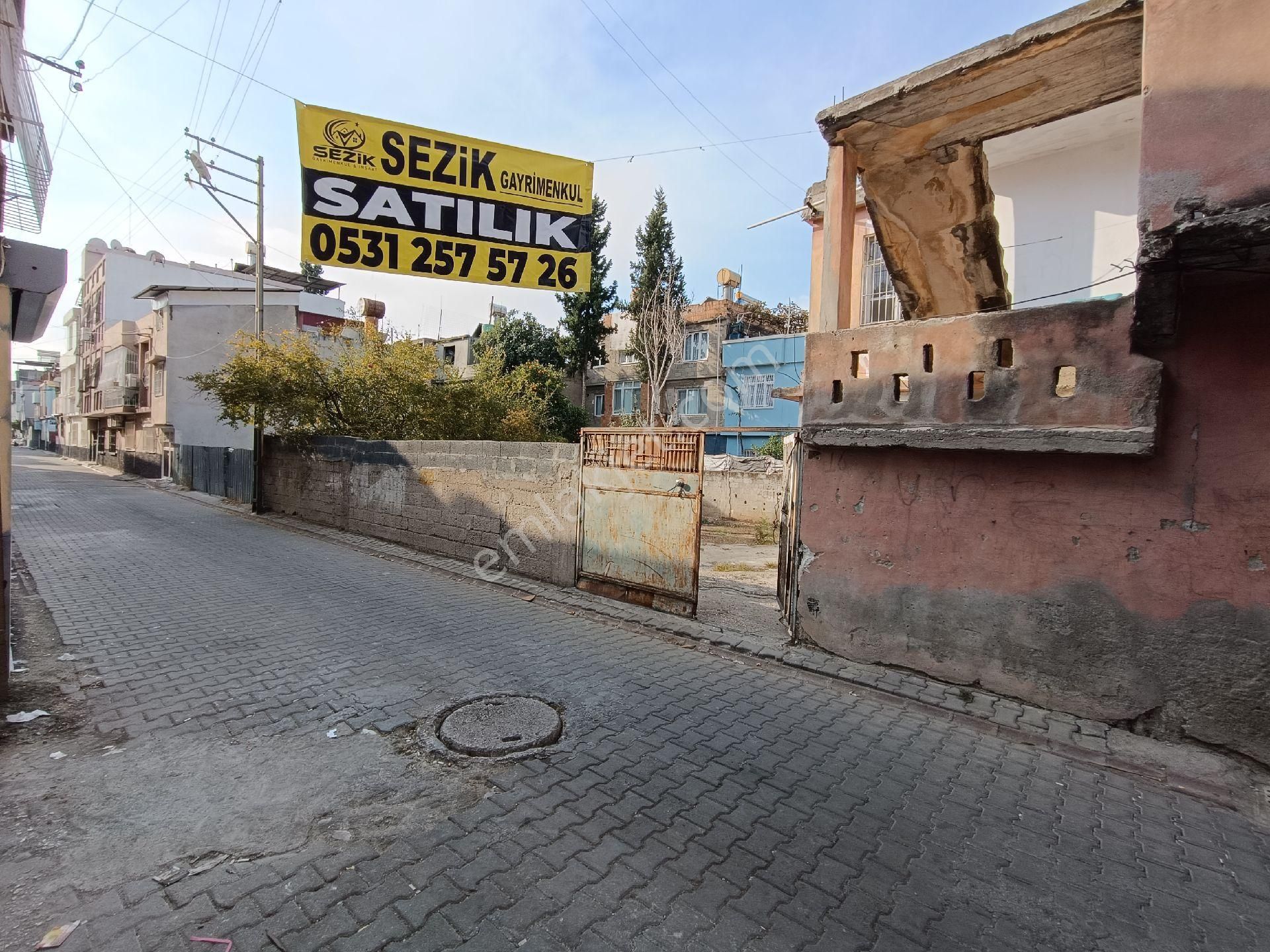 Seyhan Gülbahçesi Satılık Müstakil Ev Gülbahçesi Obalar Ana Yol'a Yakın 360m² Tapu'lu Komple Satılık